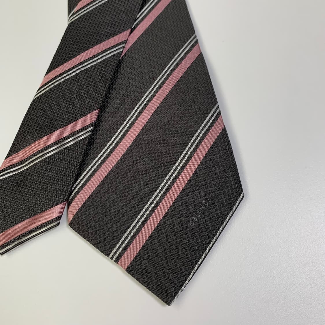 셀린느(CELINE) 신형 스트라이프 넥타이 명품 A+등급 8.7cm 상품이미지4