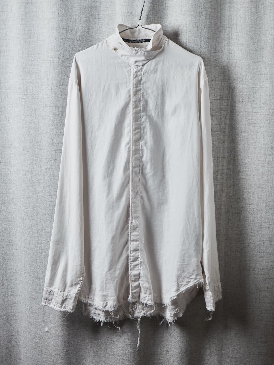 Julius pre spring 2025 그런지 워크 셔츠 상품이미지2