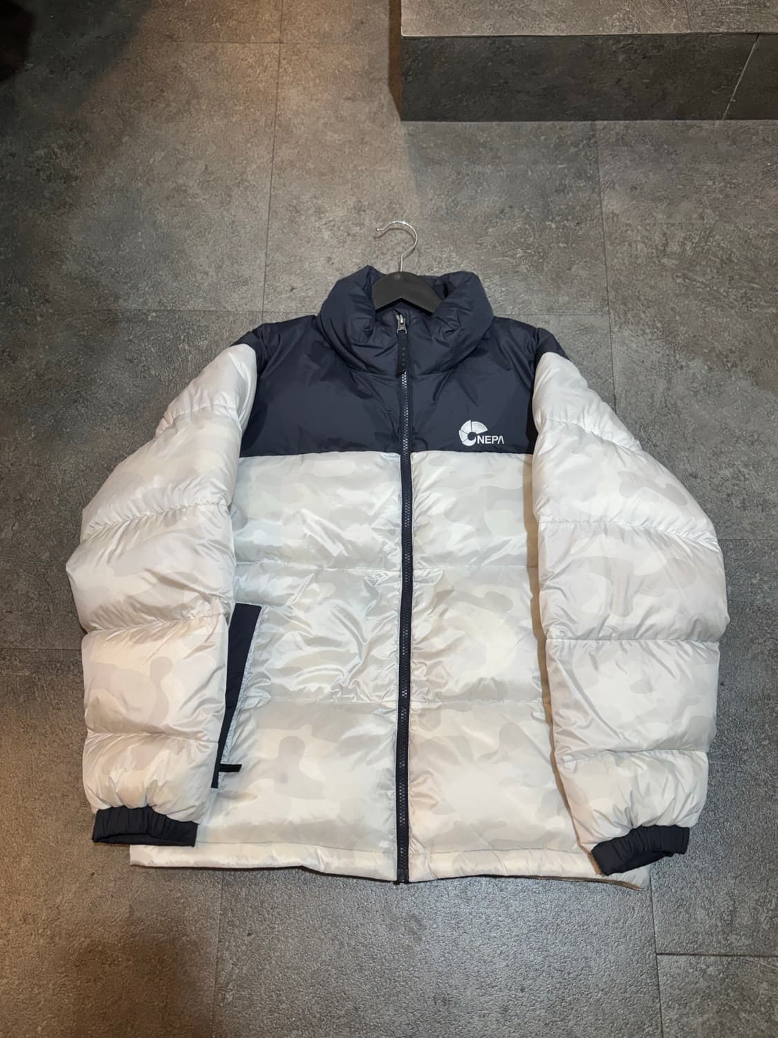 NEPA 네파 구스다운 카모 패딩 100사이즈 상품이미지2