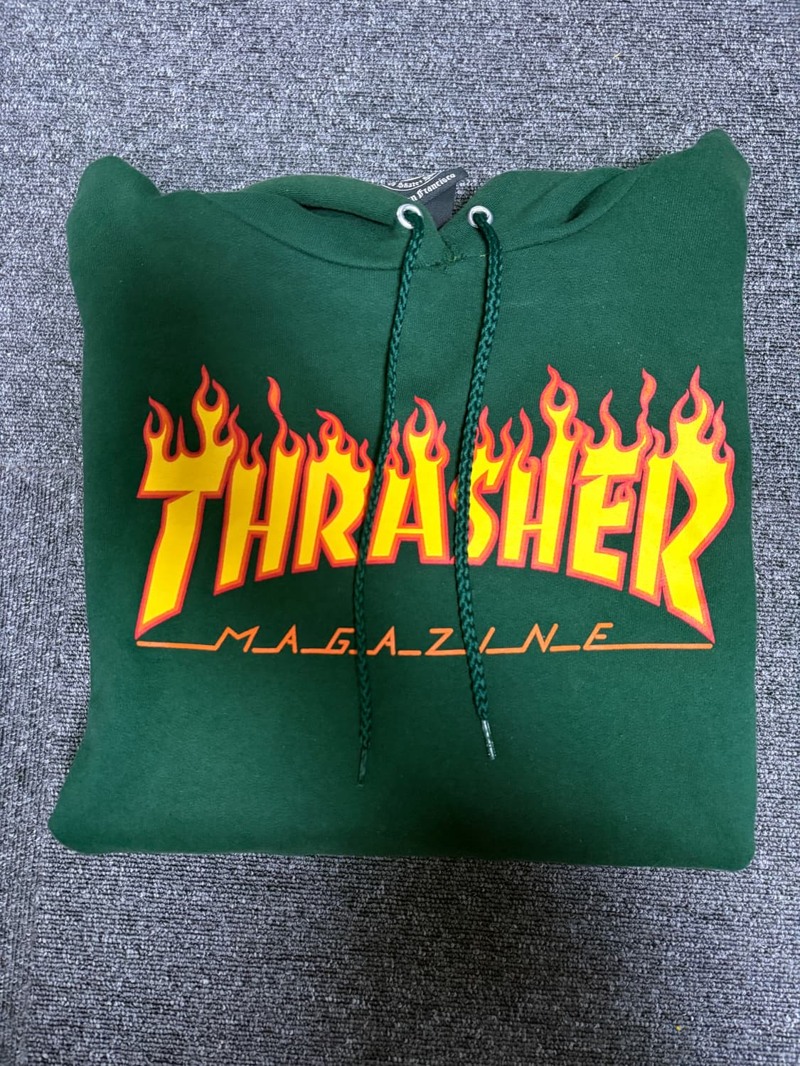 트레셔 후드티 상품이미지1