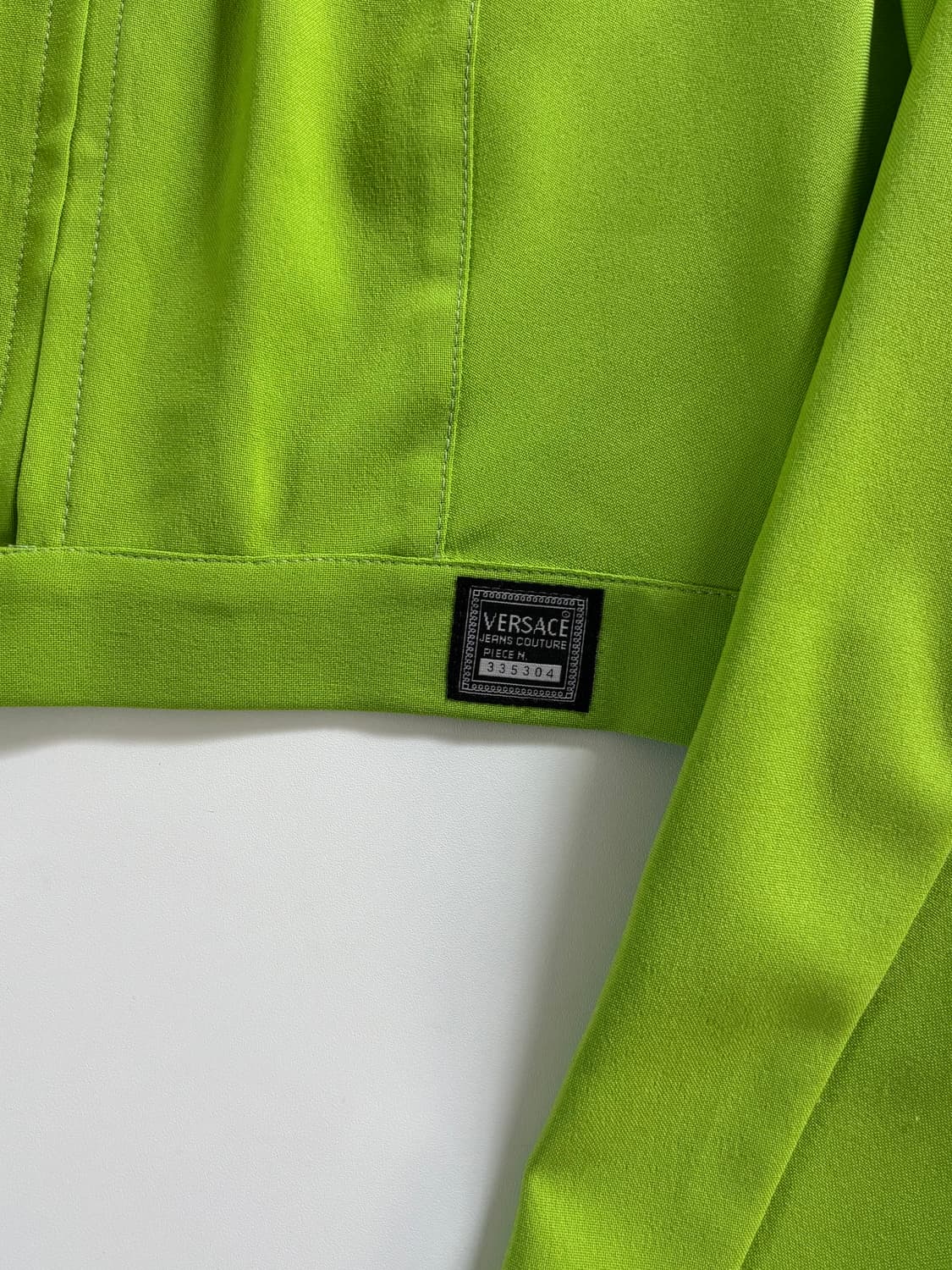 Versace 베르사체 라임 컬러 크롭 자켓 상품이미지2