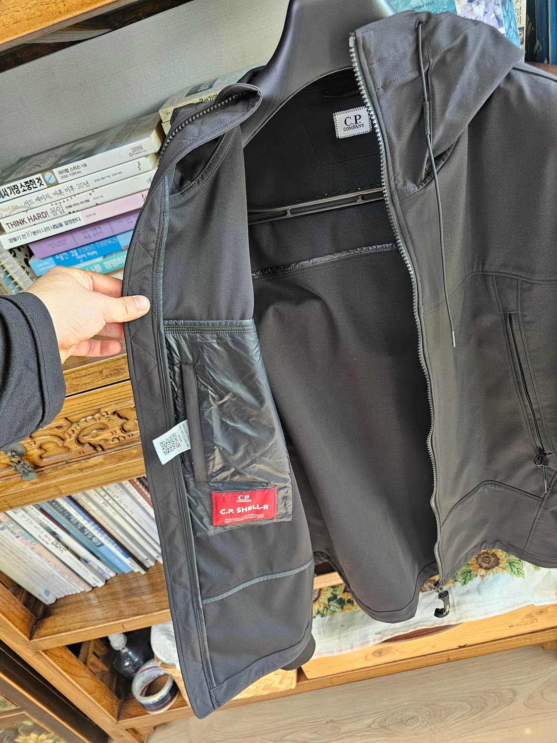 원가 65만 제일 기본이고 잘나가는 씨피 CP컴퍼니 고글 후드 자켓 상품이미지6