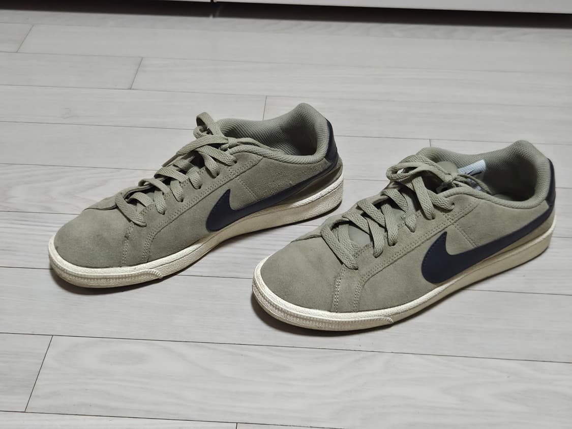 나이키 스웨이드 운동화 카키 250 상품이미지2