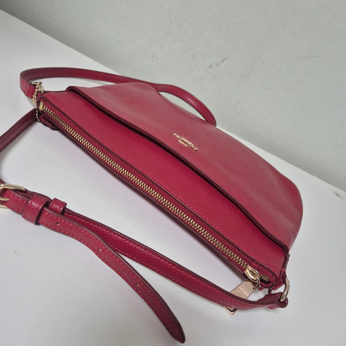 코치 레드 크로스백 가방 상품이미지7