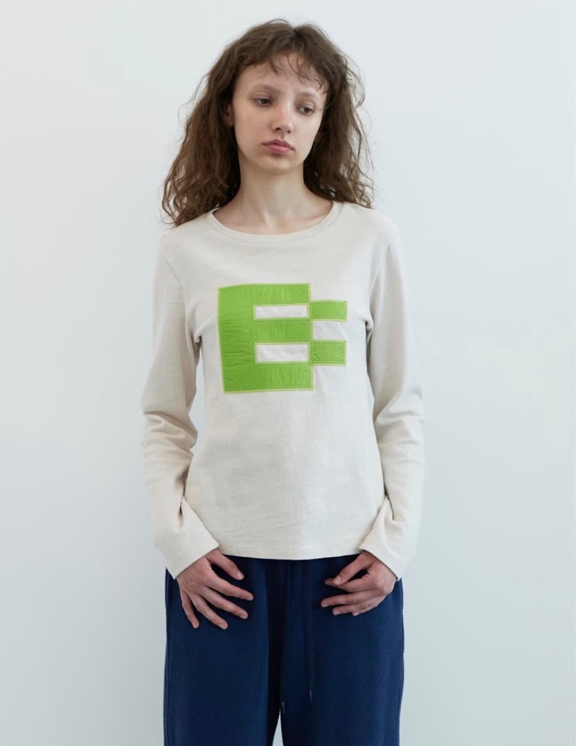 엔조블루스 더블 패치 롱슬리브 베이지 상품이미지1