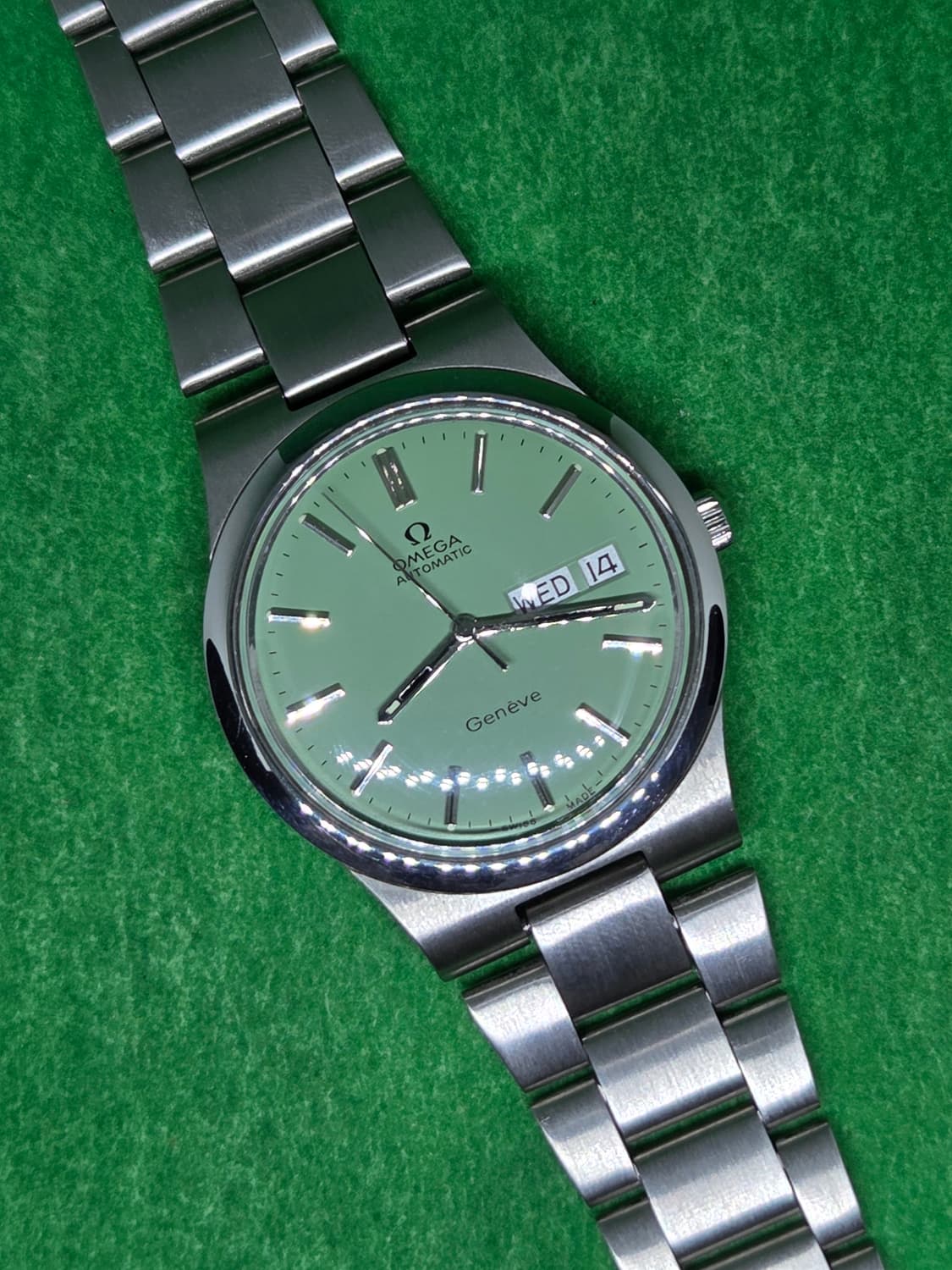 오메가 제네브 피스타치오 그린 상품이미지1