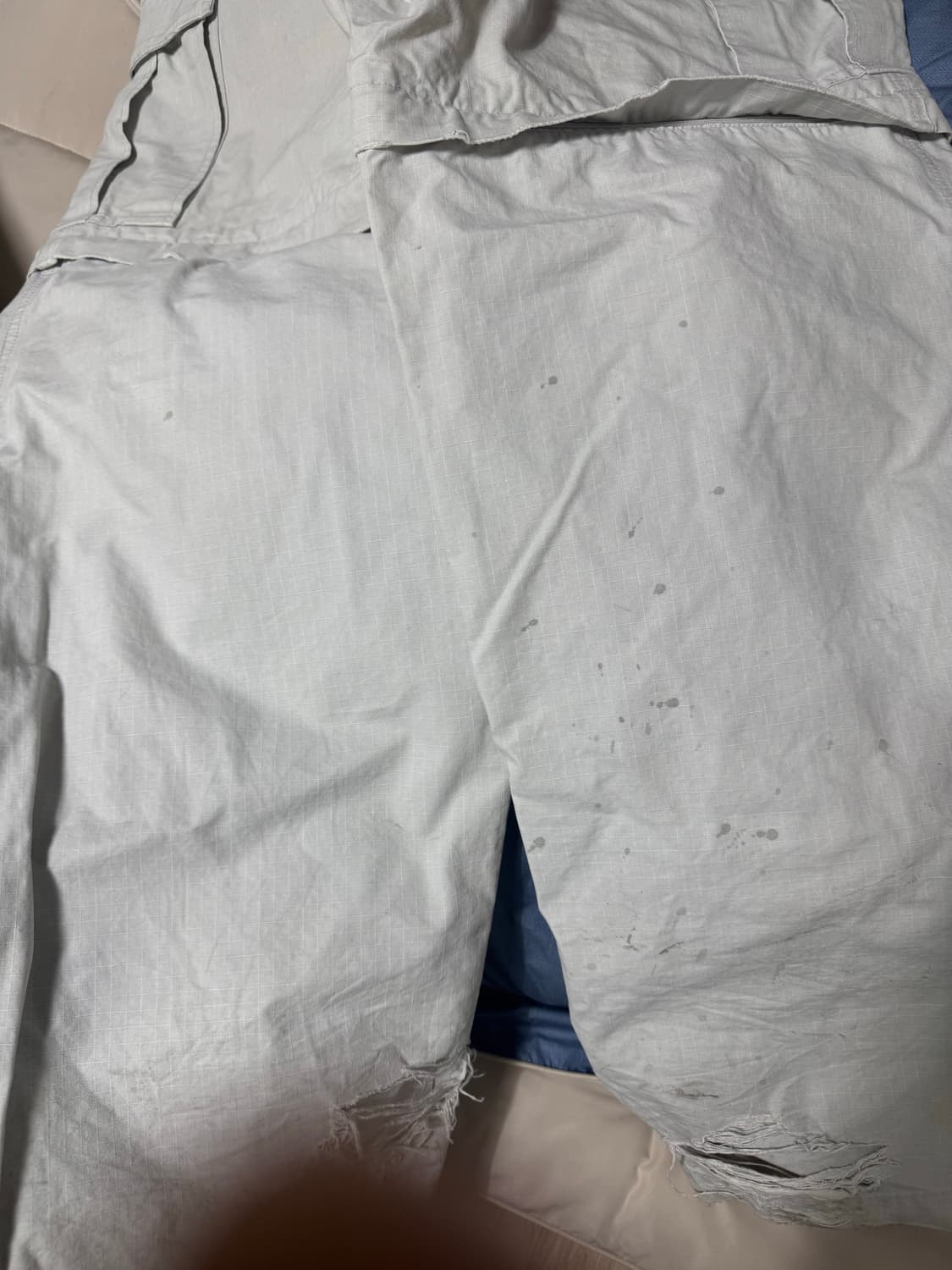 발렌시아가 디스트 라지 카고바지 상품이미지3