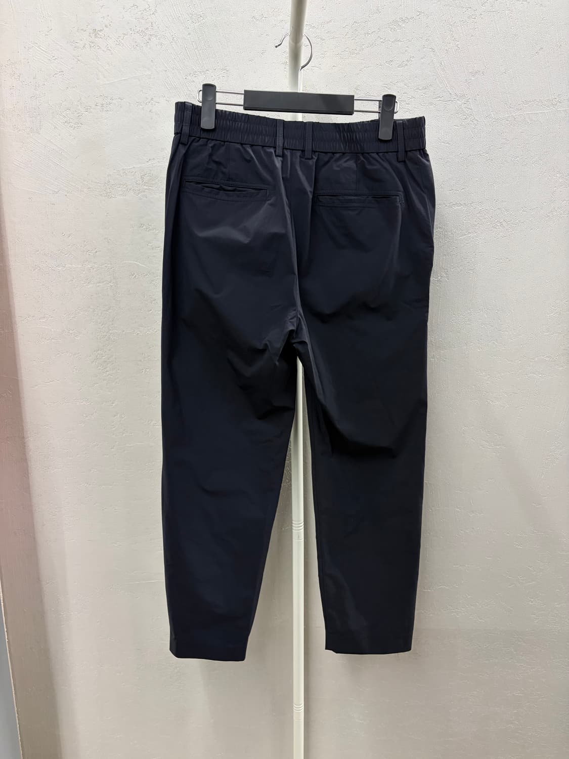 타임 릴렉스핏 블랙 팬츠 82 상품이미지5