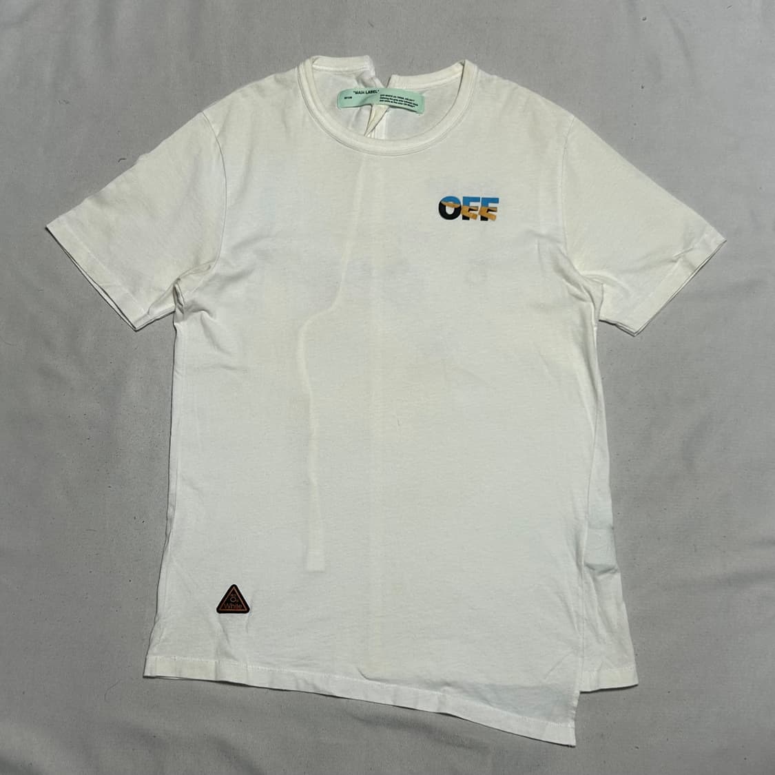 M 오프화이트 반팔티 상품이미지3