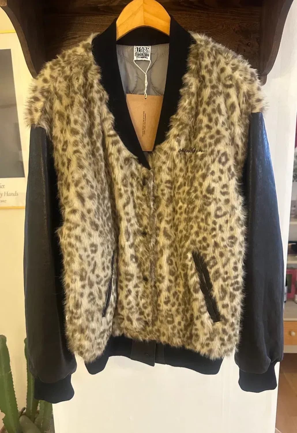 스탠드얼론 양가죽 레오파드 봄버 자켓 새상품 상품이미지2