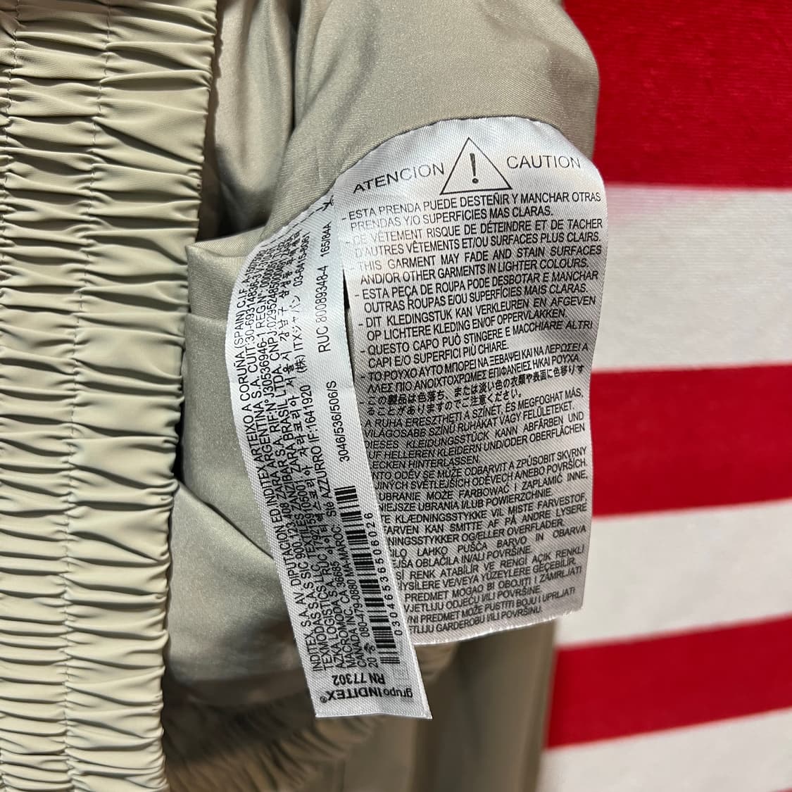 자라 크롭 나일론 후드집업 상품이미지4