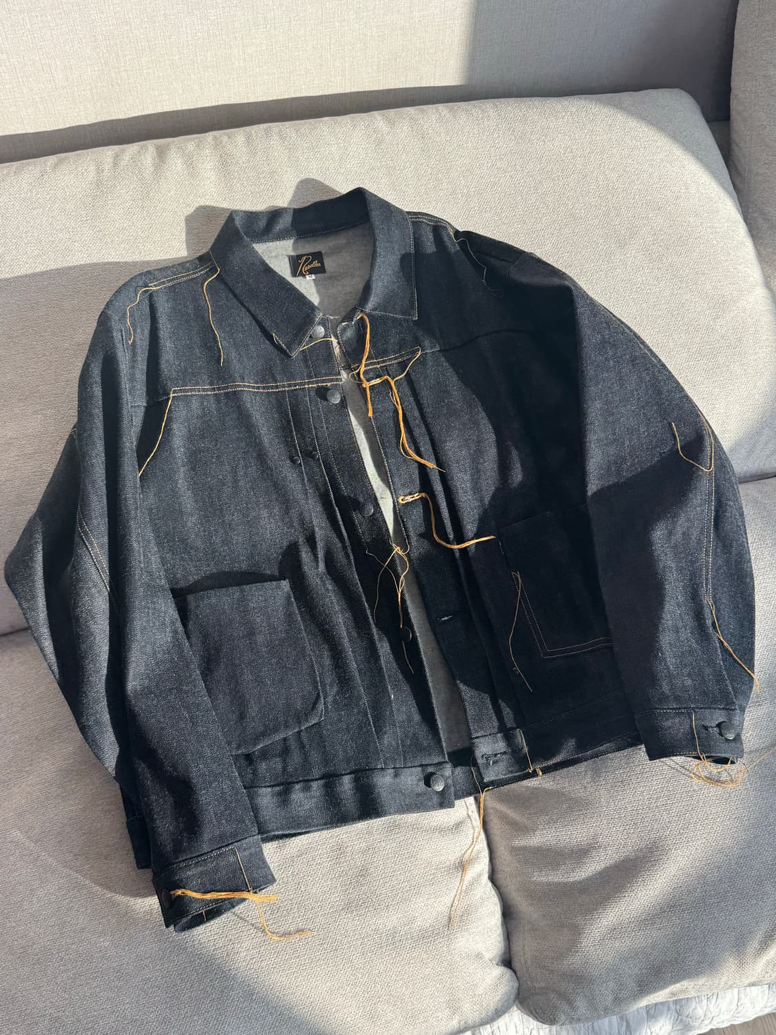 니들스 스티치 디테일 청자켓 상품이미지1