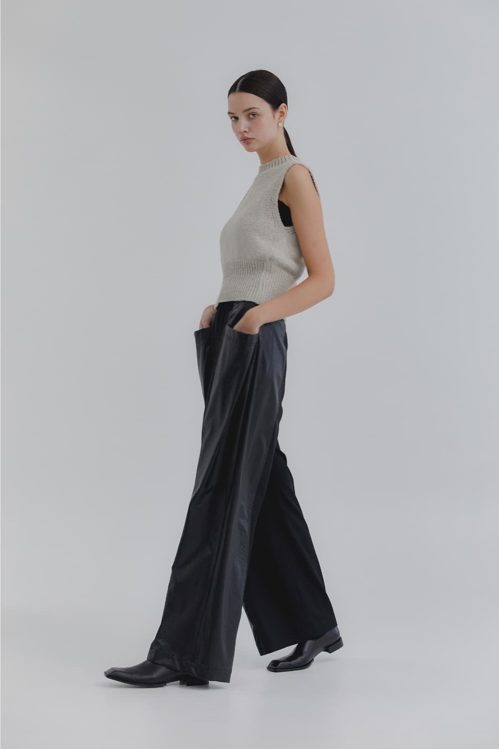 Treeming Cutting Line Faux Leather Pants 상품이미지4