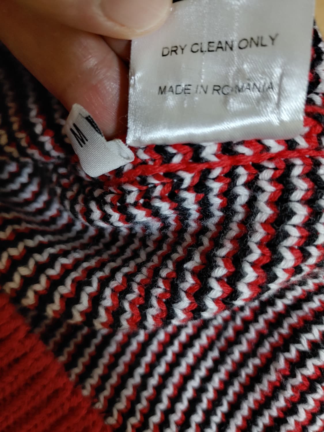 마틴로즈 황소 오버사이즈 니트 팝니다 상품이미지7