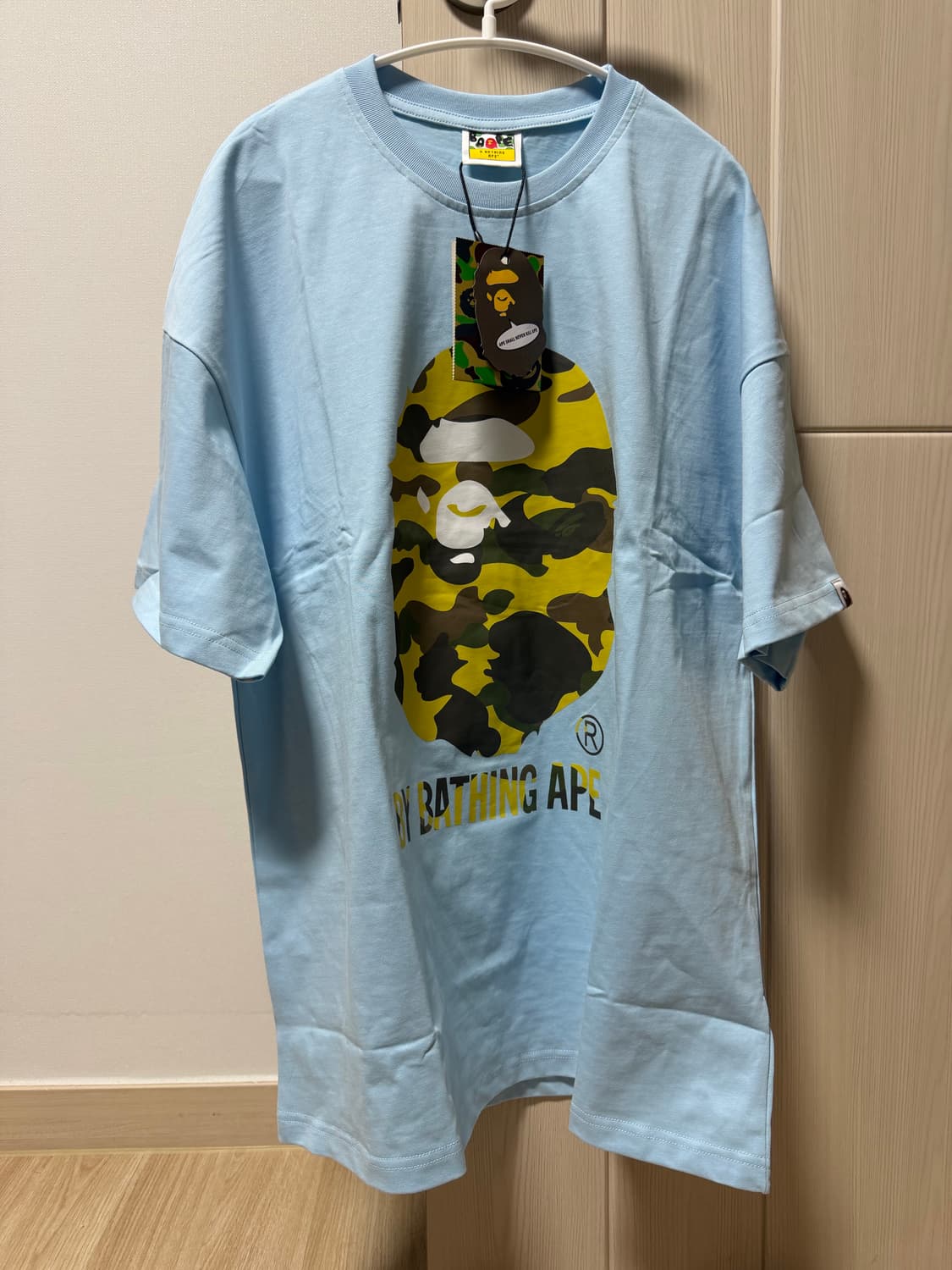 베이프 반팔 미착용 상품이미지1