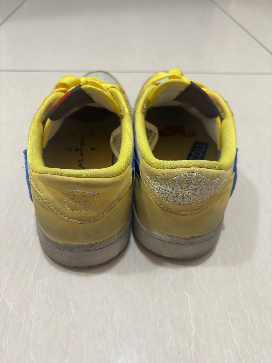 나이키 트래비스 스캇 카나리 상품이미지7