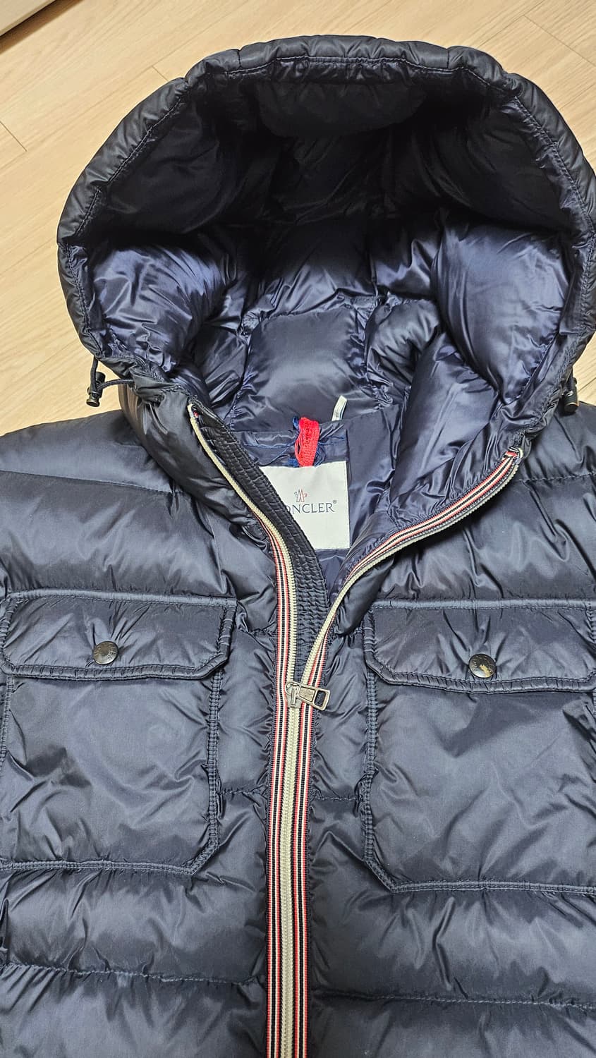 몽클레어 모레인 다운 패딩 점퍼 3호 상품이미지6