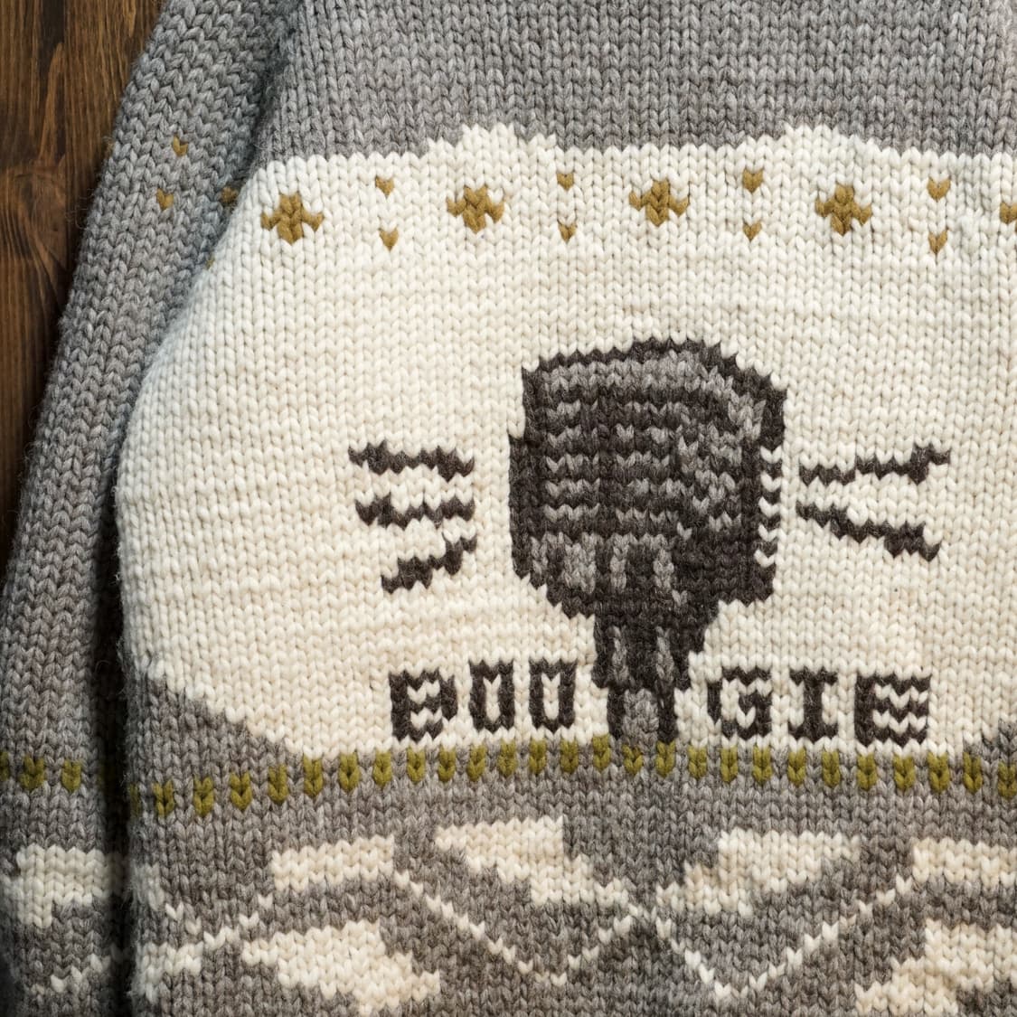 부기홀리데이 X Granted 캐나다 스웨터 상품이미지6