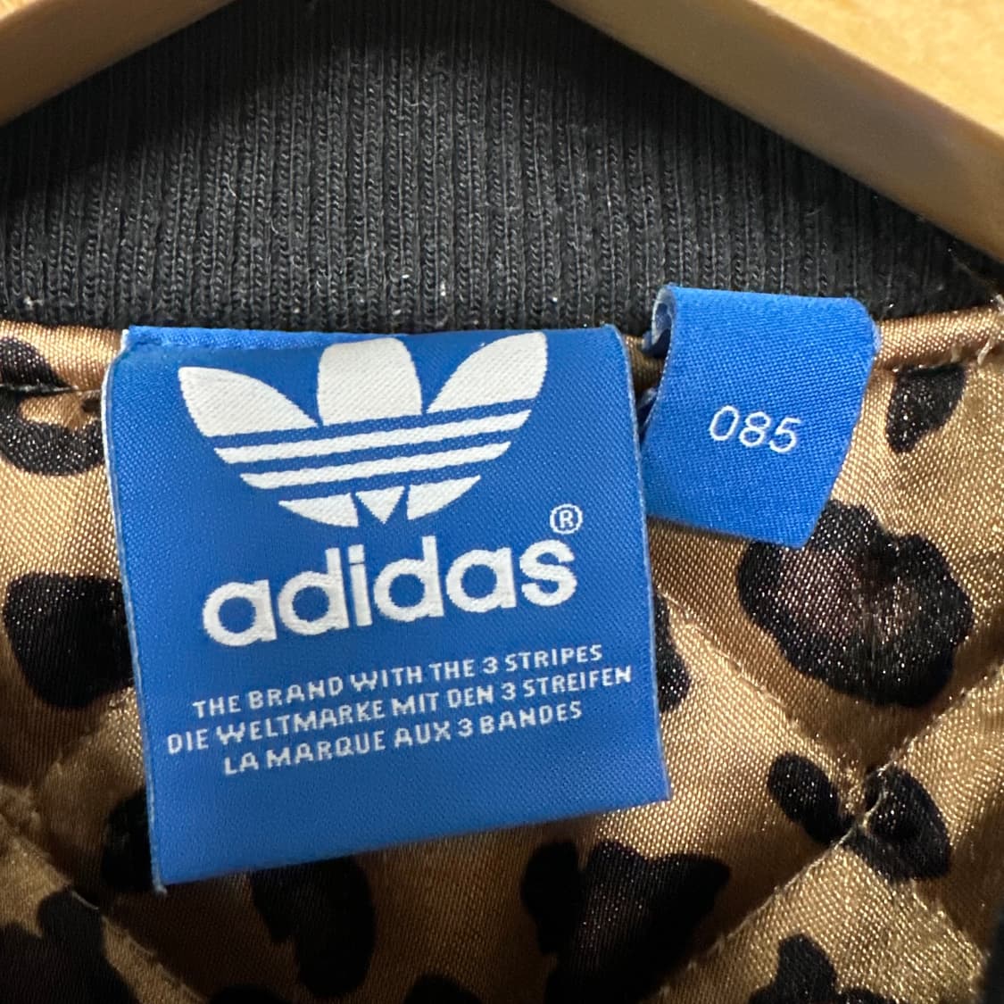 아디다스 빅 트레포일 바시티 자켓 상품이미지5