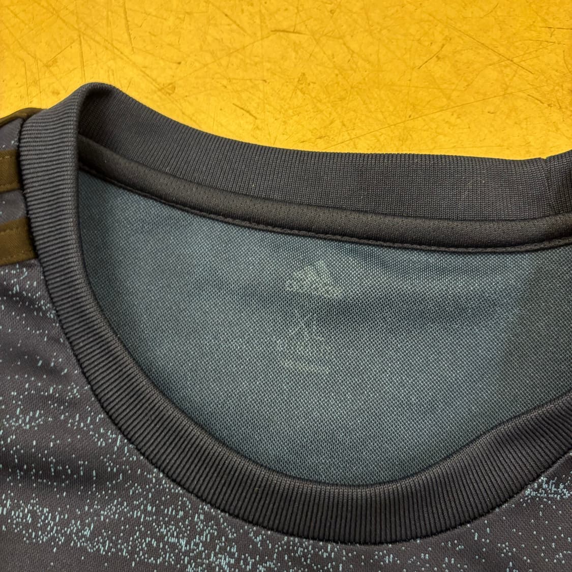 아디다스 레알마드리드 네이비 유니폼 상품이미지3