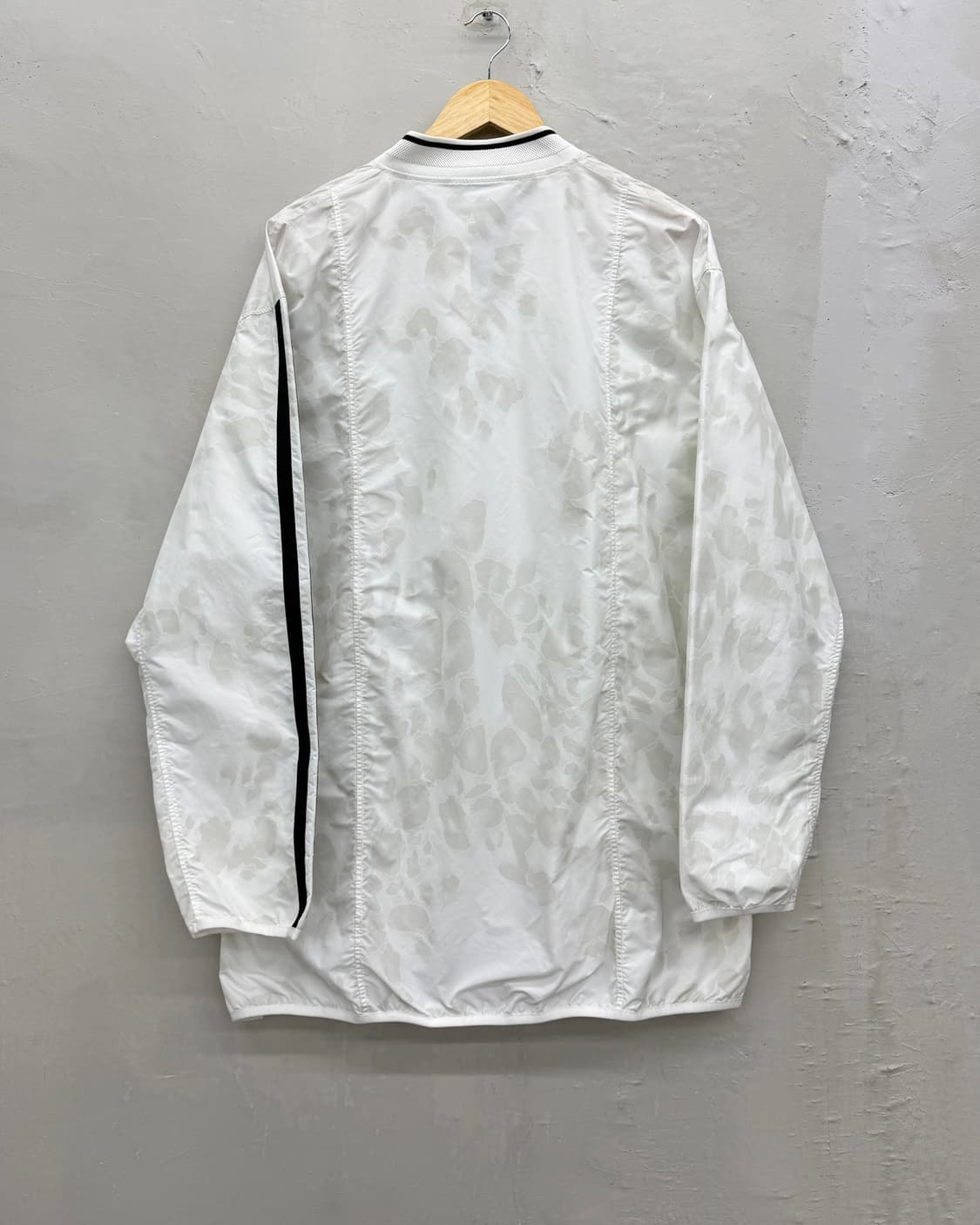 Y-3 화이트 카모 나일론쉘 웜업 자켓 상품이미지9