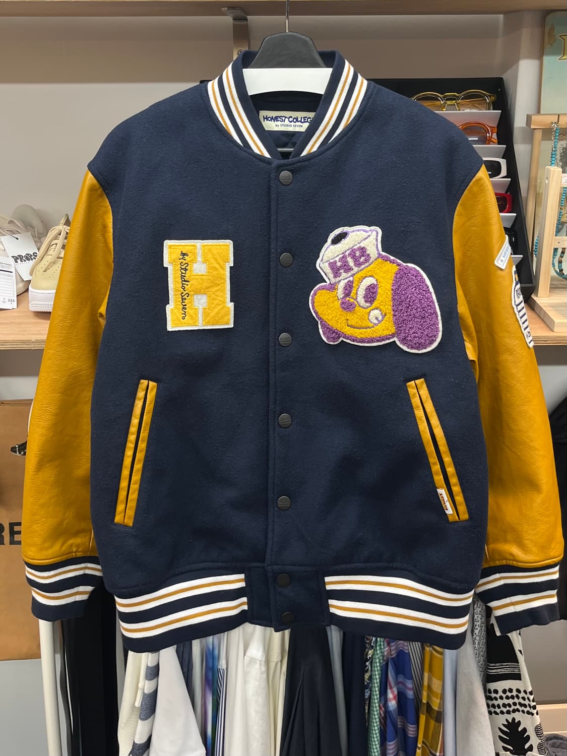 지유 G.U X HONEST COLLEGE 스타디움 자켓 상품이미지1