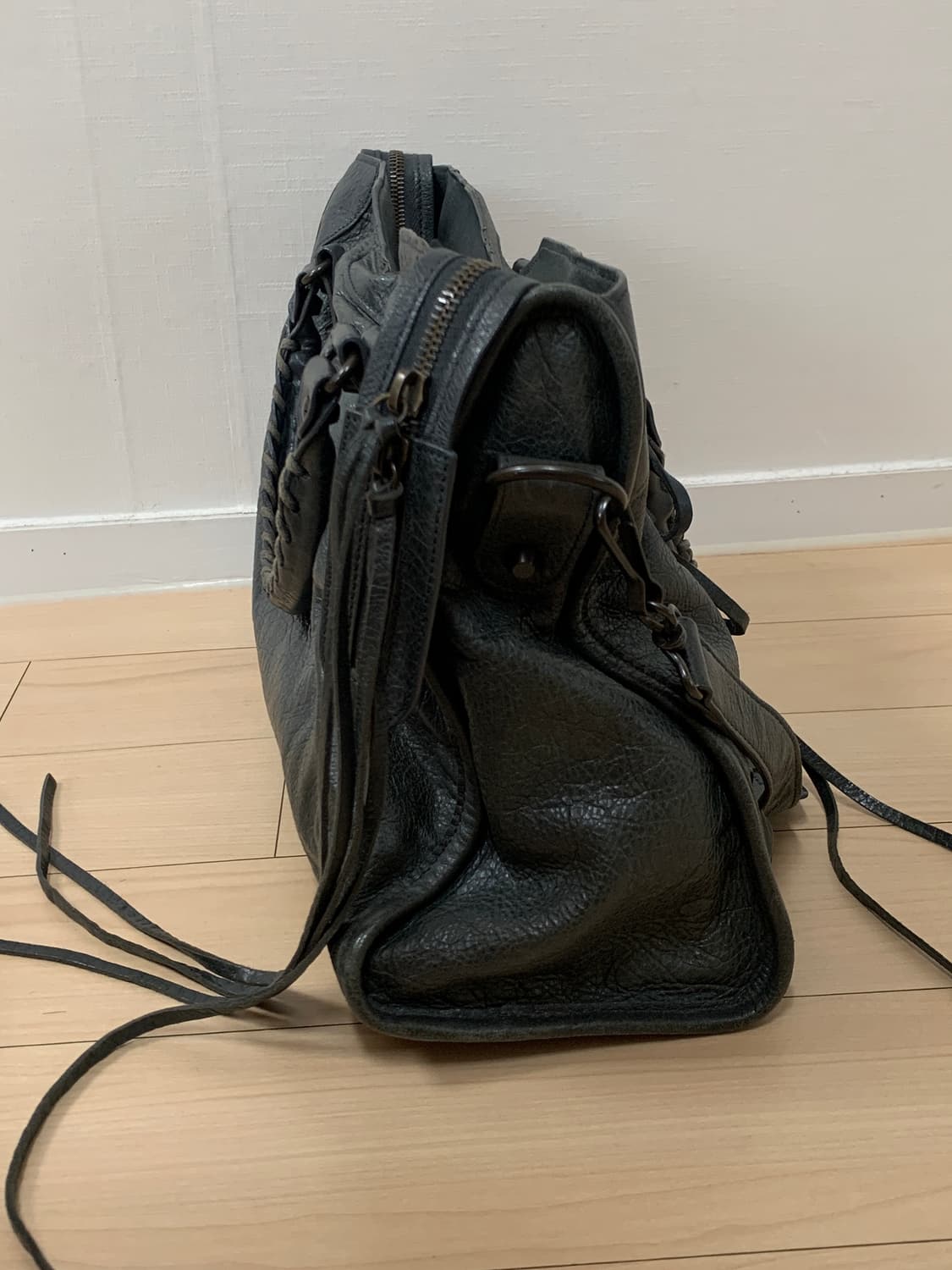 발렌시아가 모터백 시티백 미디움 상품이미지4