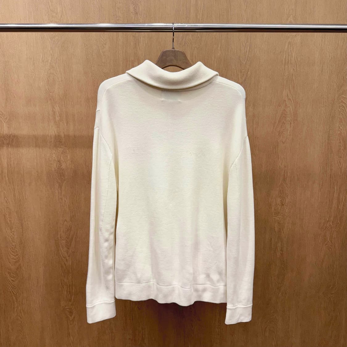 솔리드옴므 하프집업 카라 니트 긴팔 스웻 셔츠 오버핏 아이보리 상품이미지3