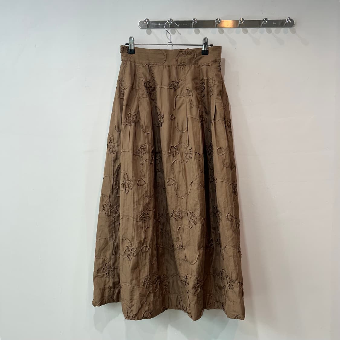 브라운 플로럴자수 롱 스커트 상품이미지3
