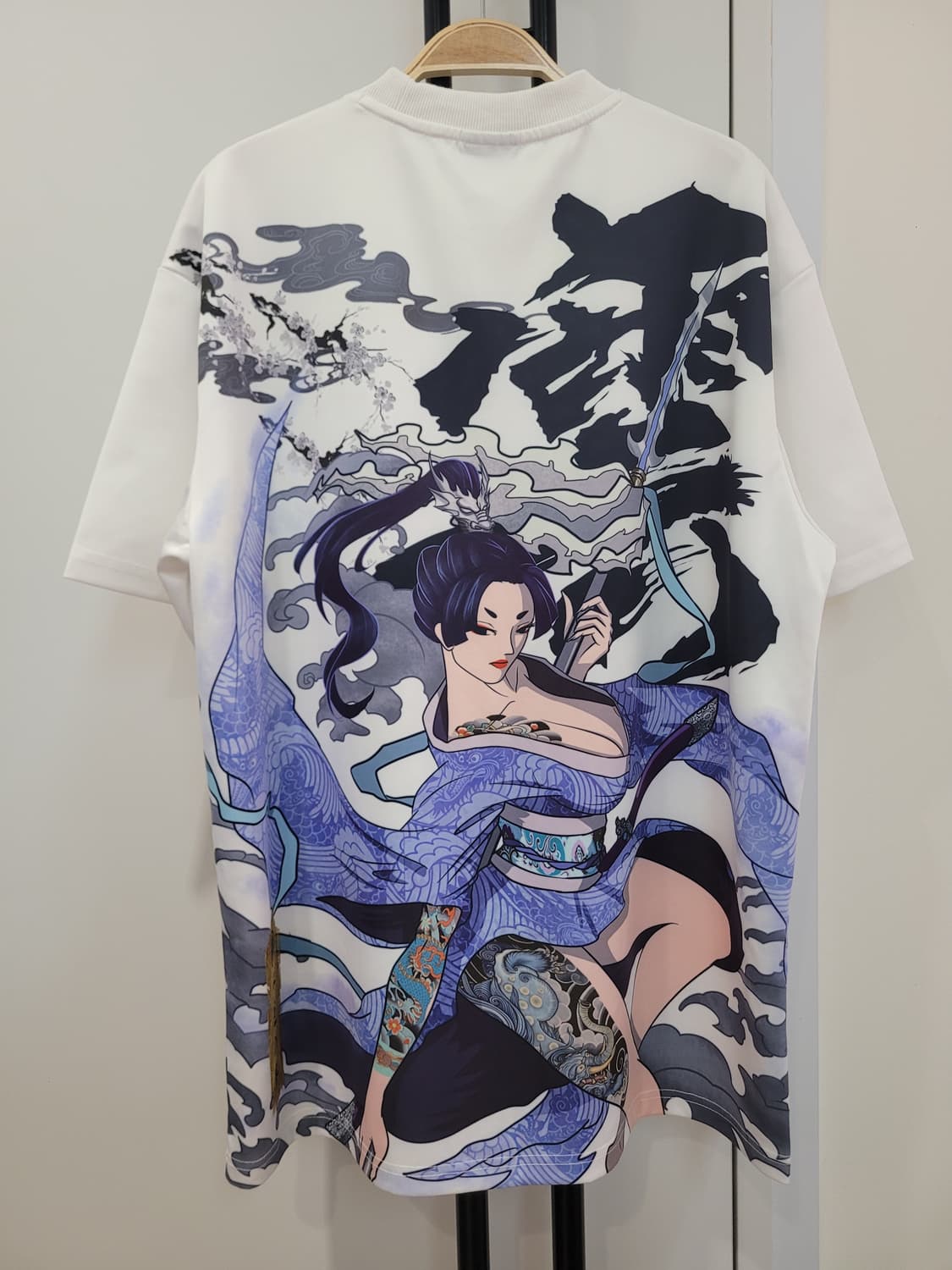 JPN 게이샤 워리어 오버핏 티셔츠 L사이즈 미착용 상품이미지5