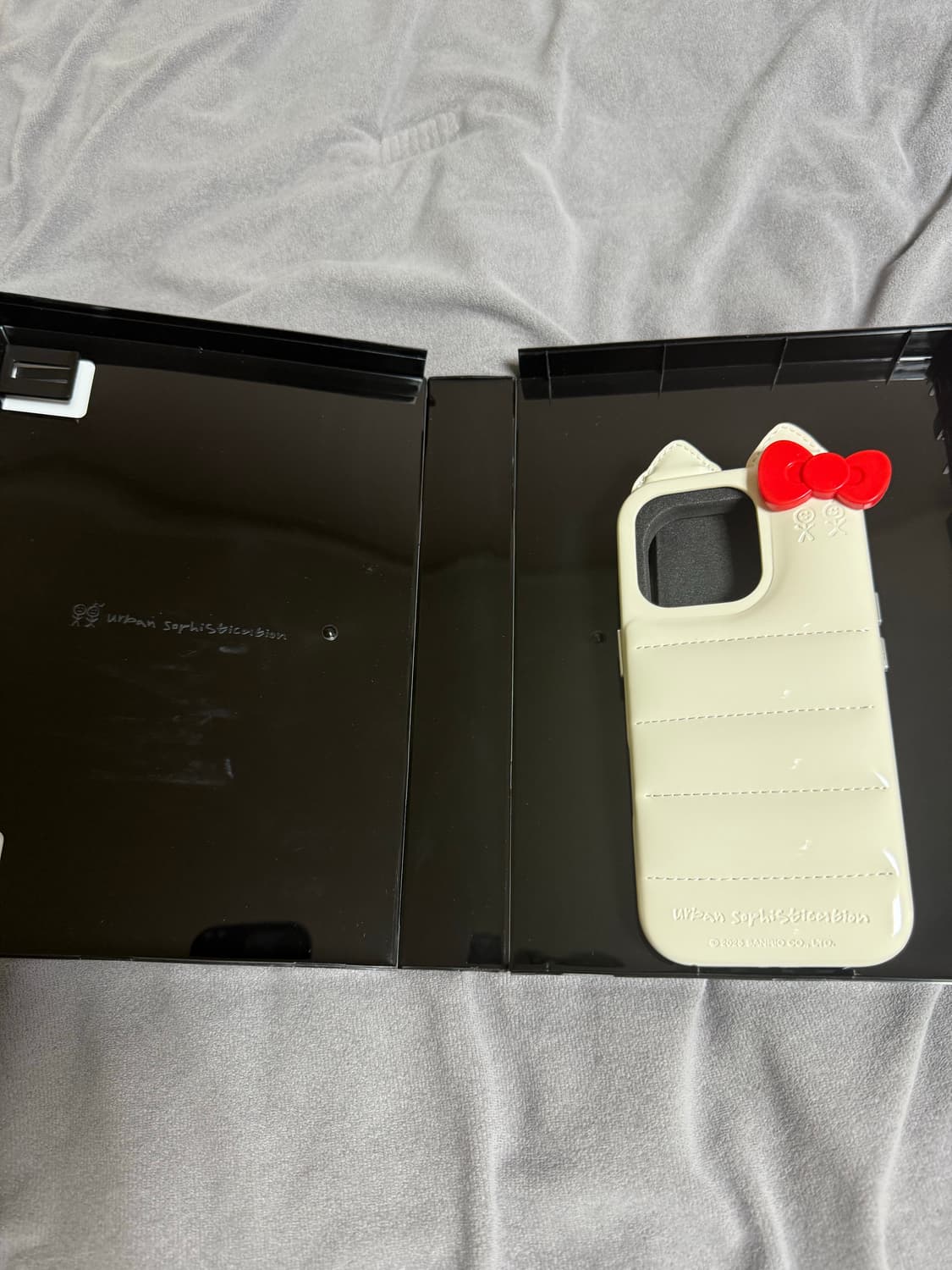 어반소피스티케이션 키티콜라보 16프로 상품이미지5