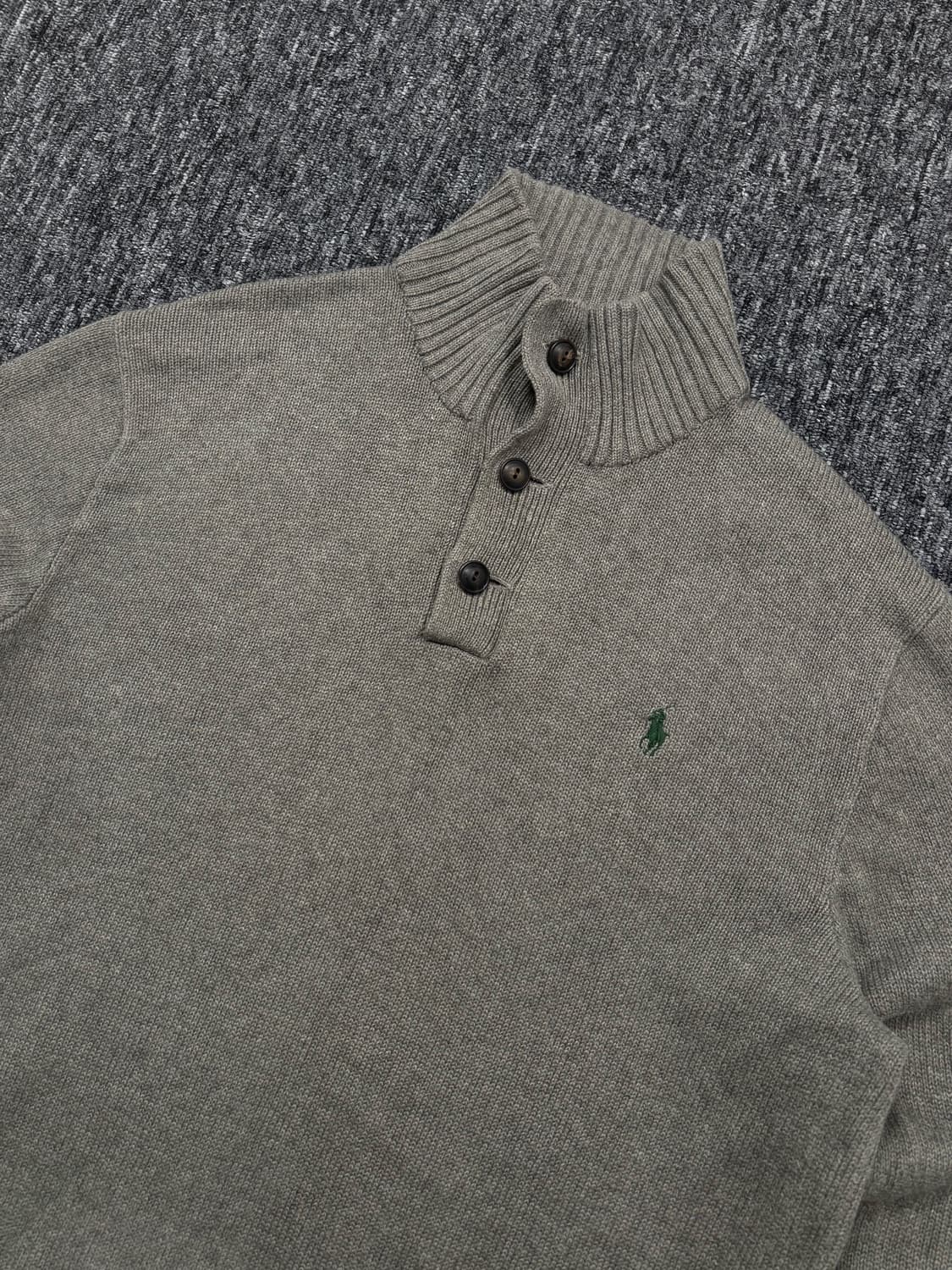 폴로 그레이 하프 버튼 니트 상품이미지4