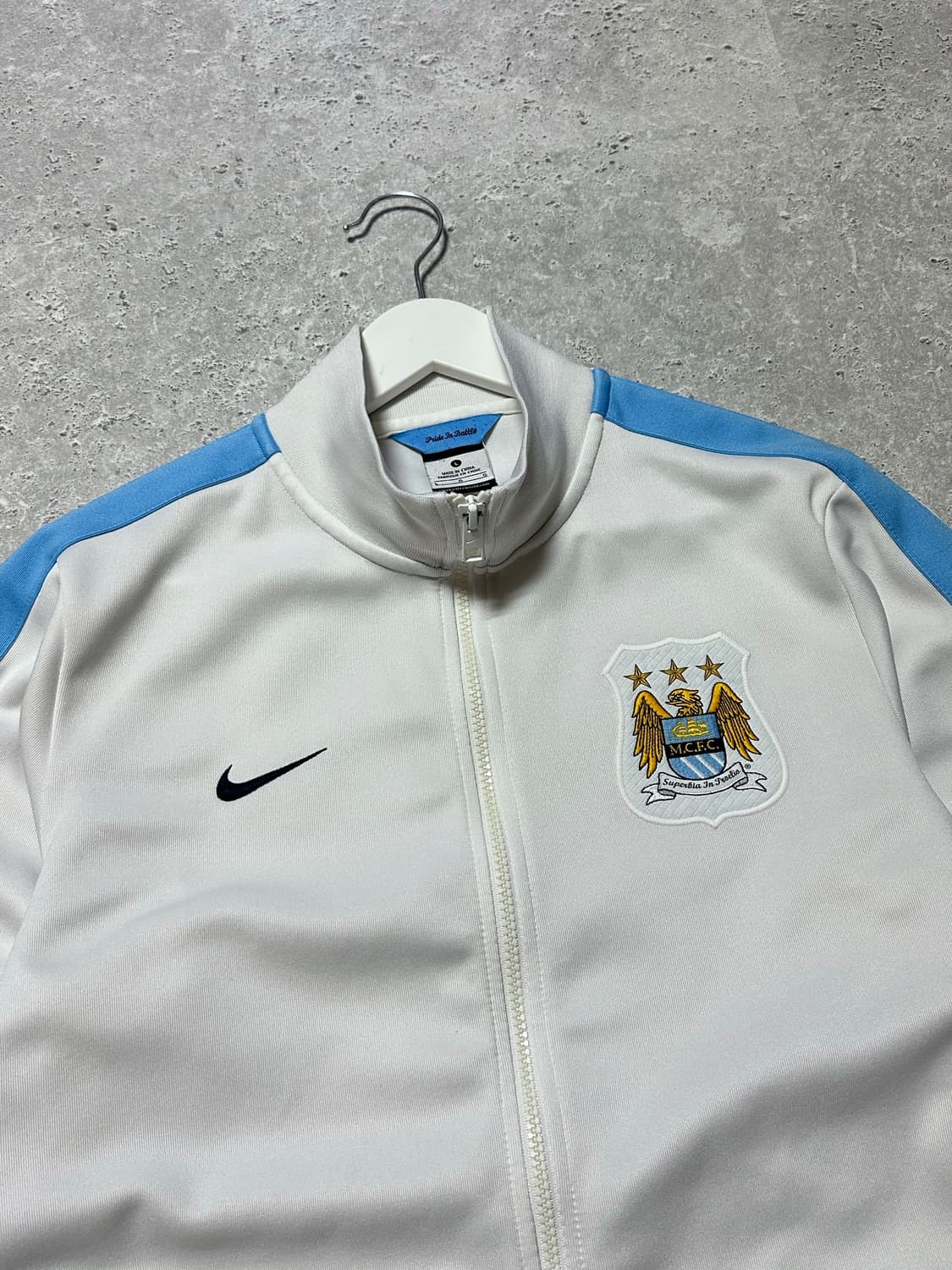 나이키 맨시티 화이트 대대장 트랙탑 상품이미지3