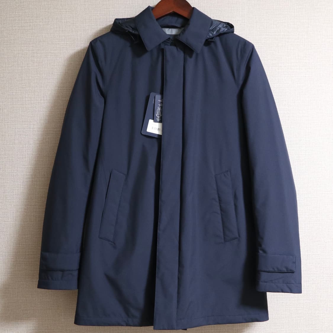 (새상품) 에르노 라미나르 라인 남성 패딩 44사이즈 팝니다. 상품이미지1