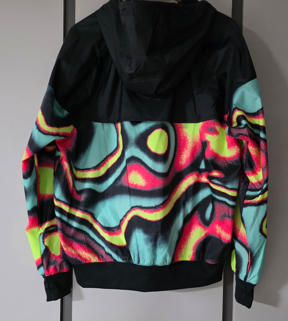 나이키 맥스 볼륨 윈드러너 우븐 라인드자켓.
싸이즈 100 상품이미지2