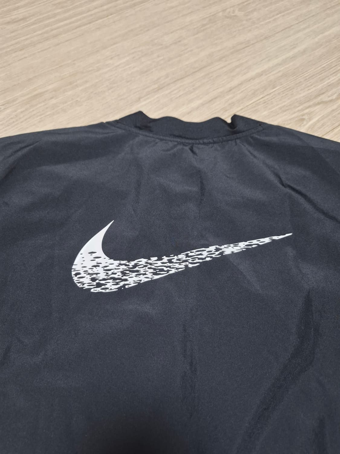 나이키 드라이핏 여성 크롭 우븐  브이넥 긴팔티 S 상품이미지3