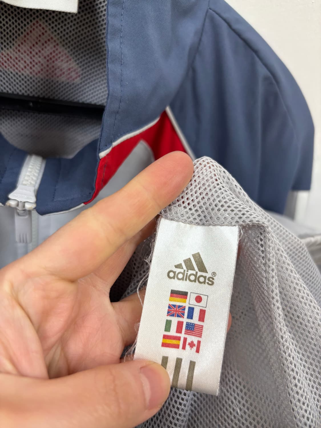 아디다스 올드스쿨 바람막이 상품이미지5