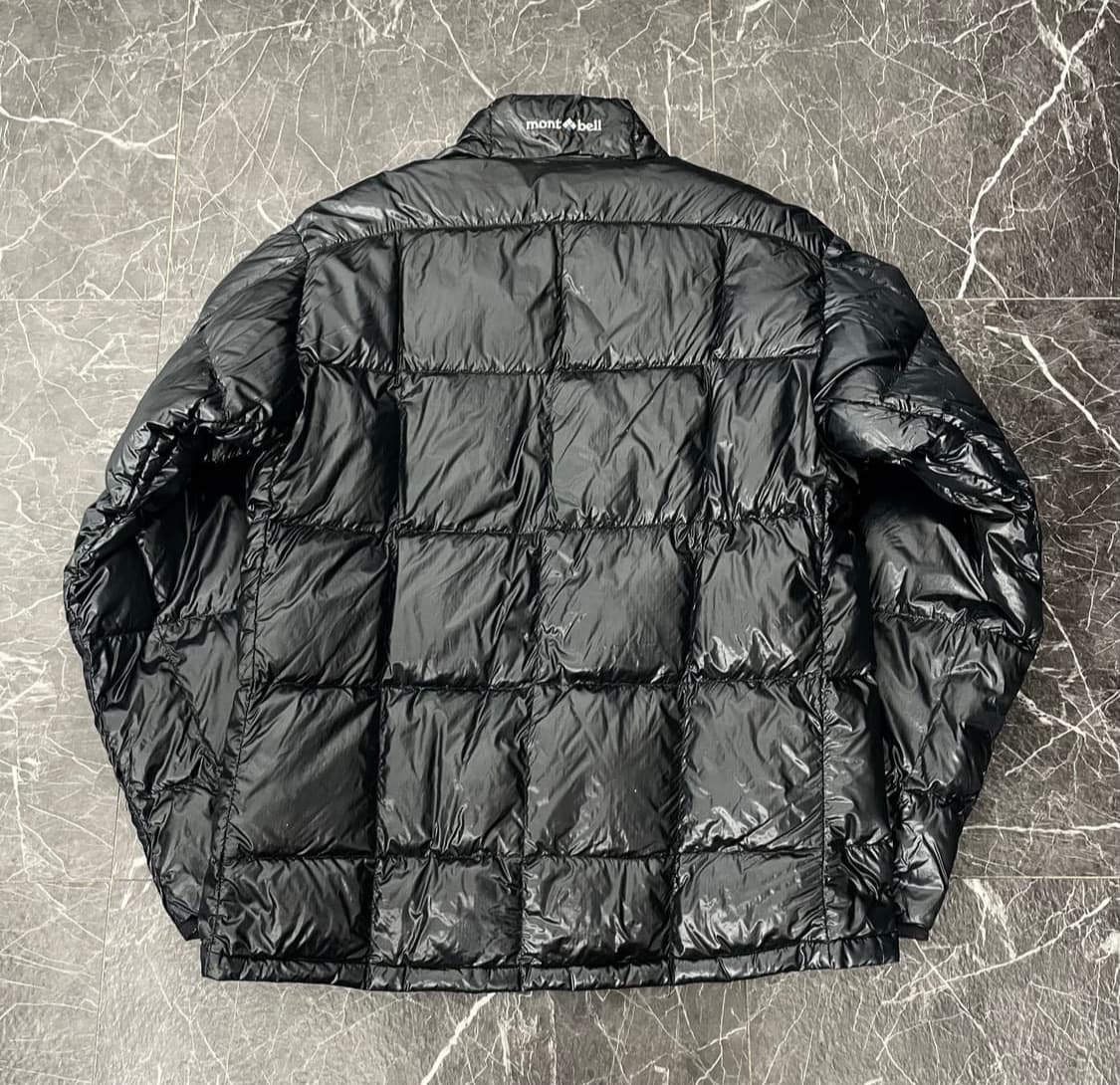Mont-bell 몽벨 유광 블랙 경량 다운자켓 상품이미지3