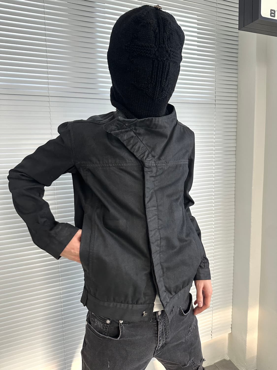 릭오웬스 슬레이브 왁스코팅 하이넥 자켓 상품이미지2