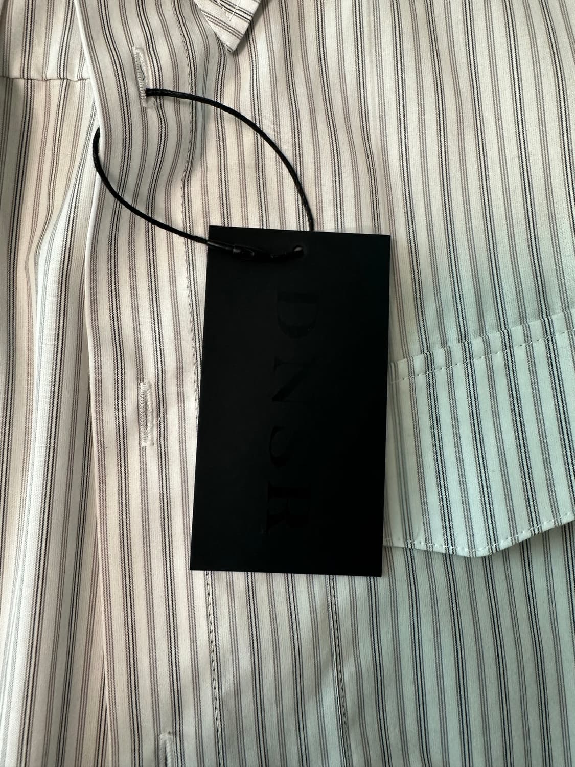 [1] DNSR 스트라이프 크롭 셔츠 아이보리 상품이미지3