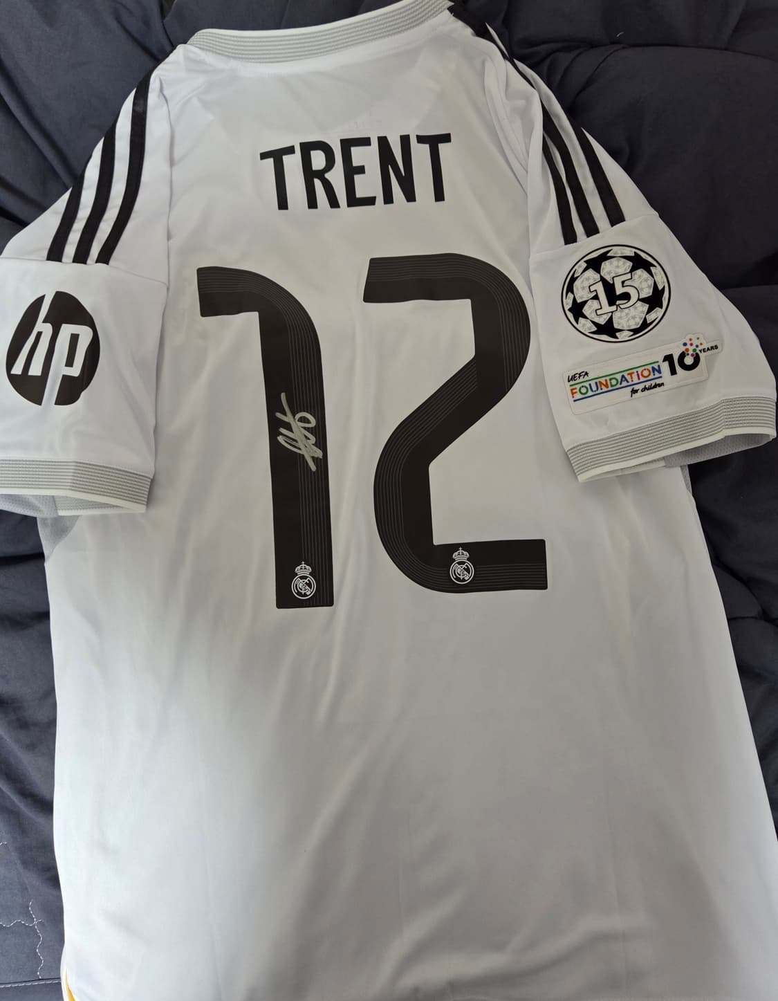 레알마드리드 알렉산더 아놀드 친필사인 유니폼 판매  상품이미지1