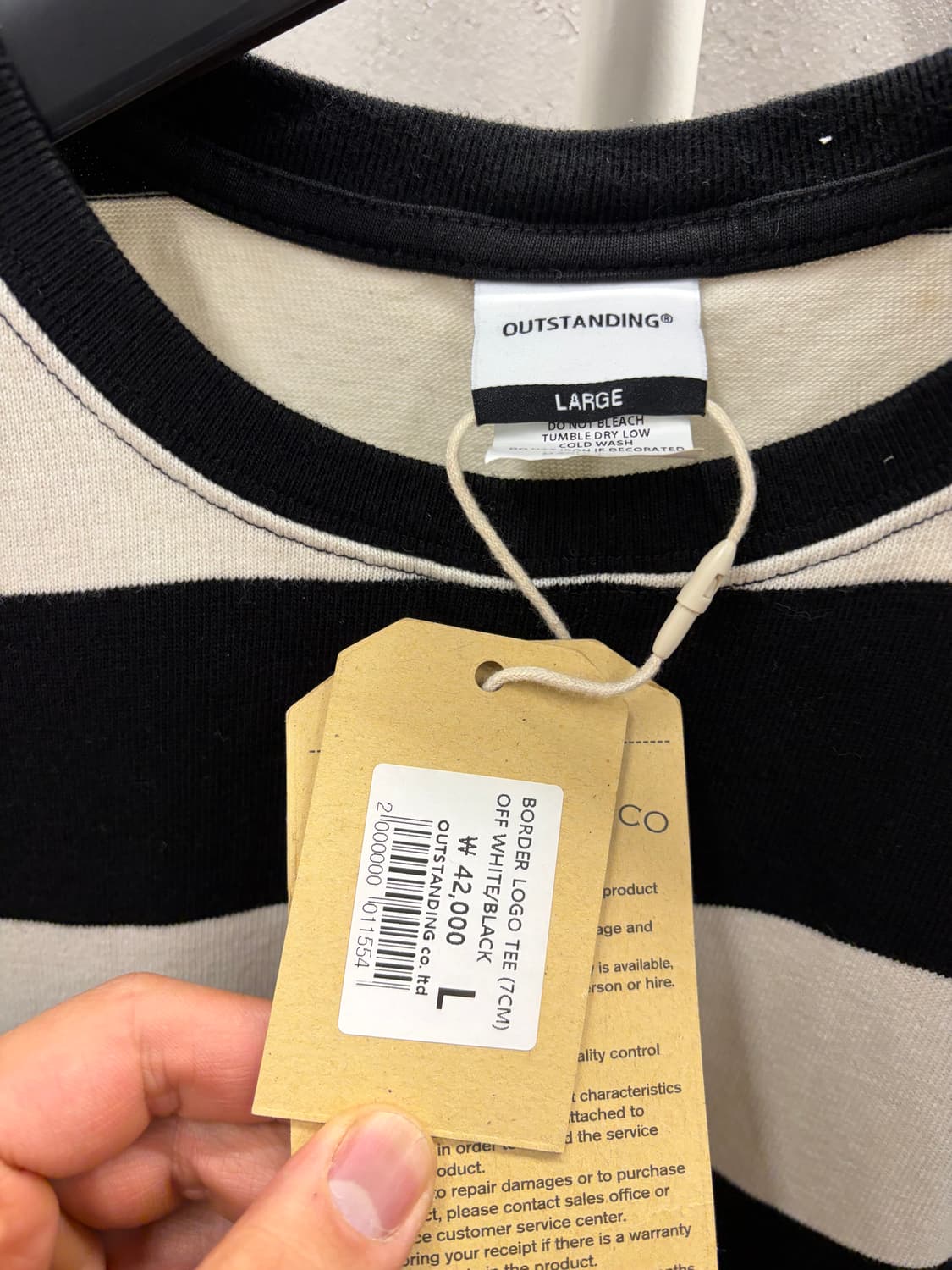 아웃스탠딩 스트라이프 티셔츠 L (블랙/화이트) 상품이미지3