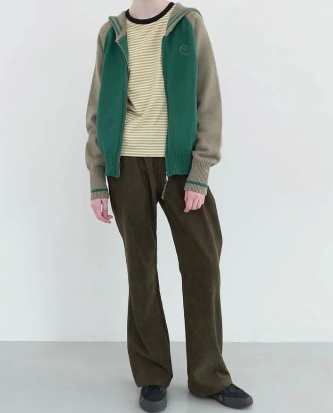 엔조블루스 레글런 니트 집업 후디 (카키) 상품이미지3