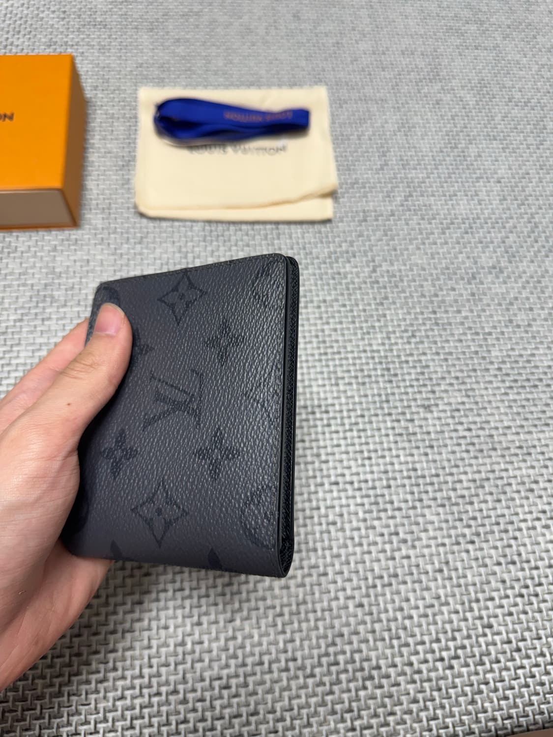 루이비통 리버스 모노그램 반지갑 상품이미지6