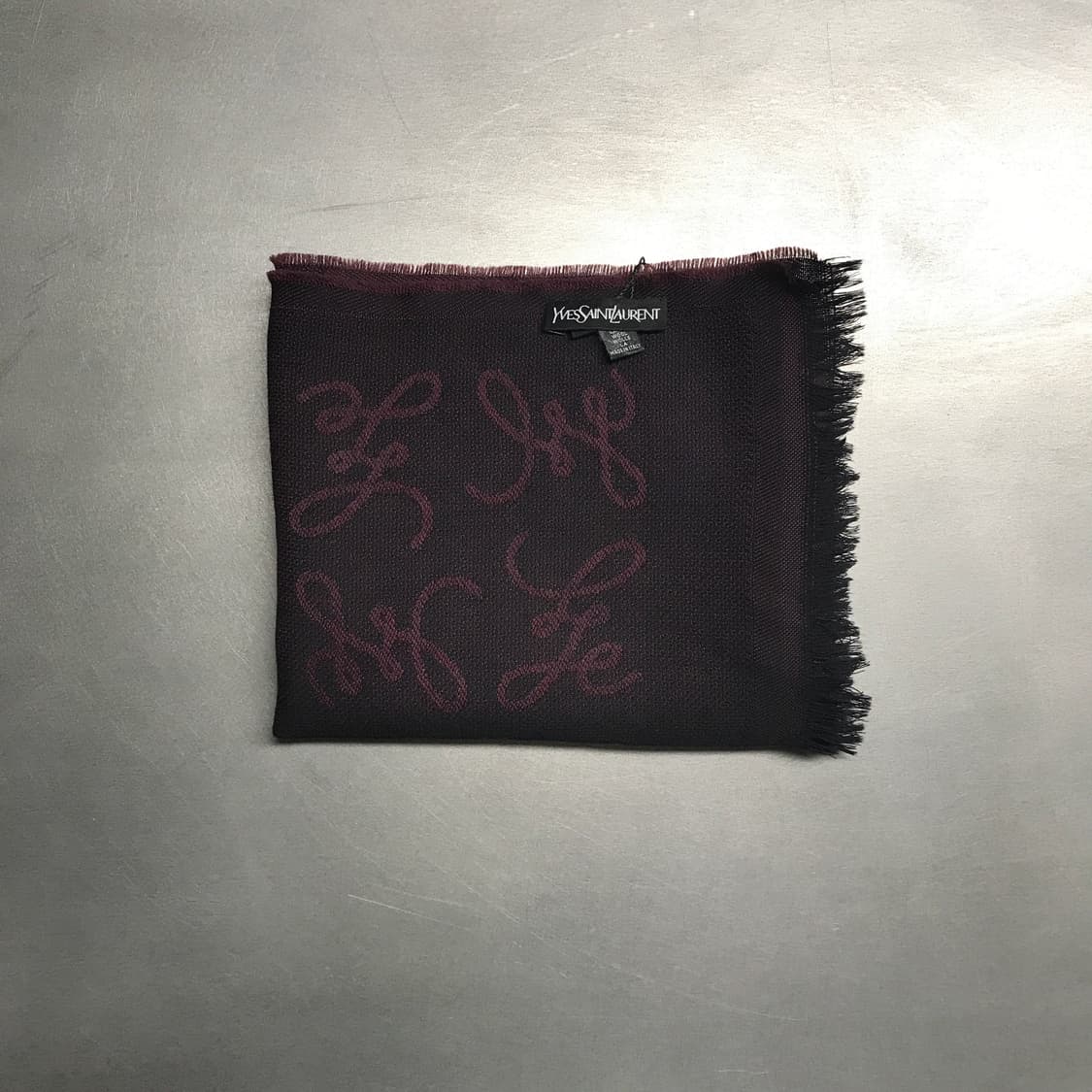 YSL 입생로랑 버건디 머플러 상품이미지2