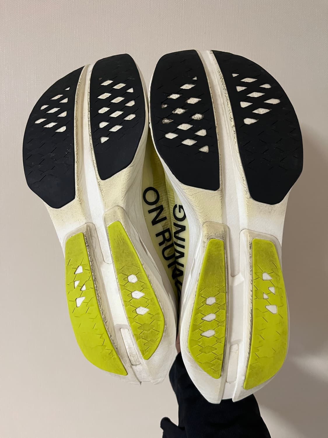 온러닝 클라우드붐 스크라이크 265 상품이미지8