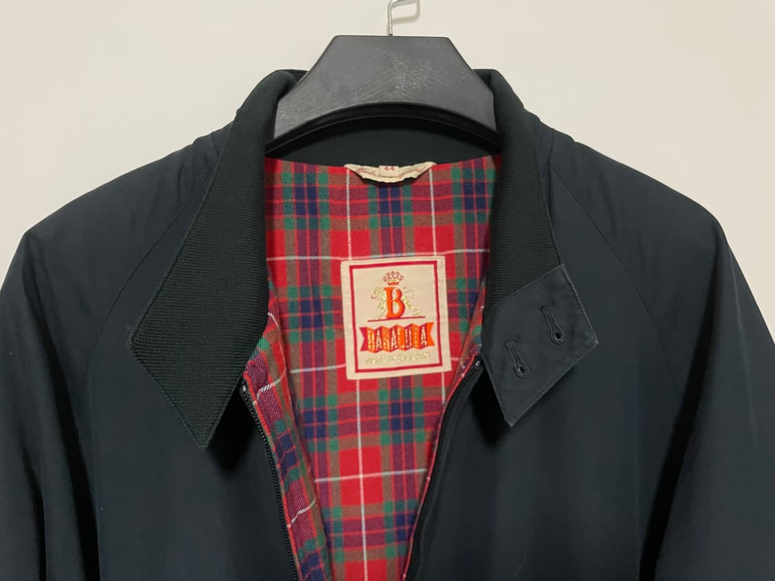 바라쿠타 G9 네이비 44size 상품이미지3