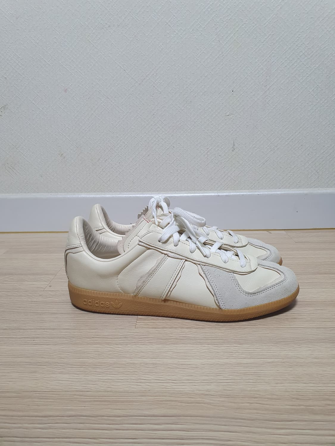 아디다스 BW 아미 스니커즈 270 상품이미지1