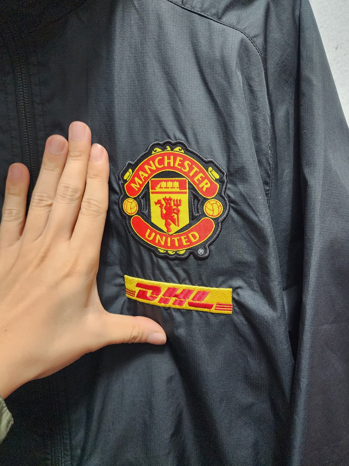 나이키 맨유 DHL 바람막이 블랙  상품이미지3