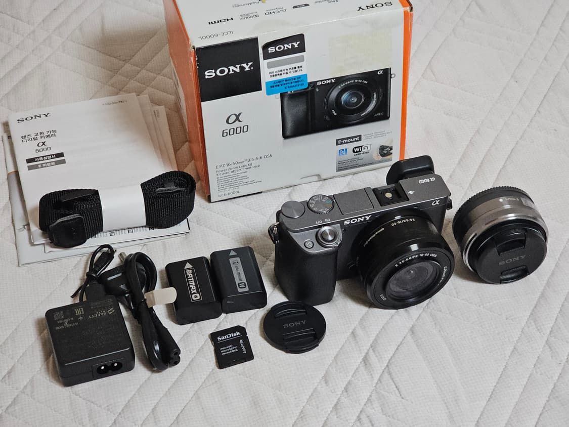 소니 A6000 미러리스 카메라 2렌즈 세트 상품이미지1